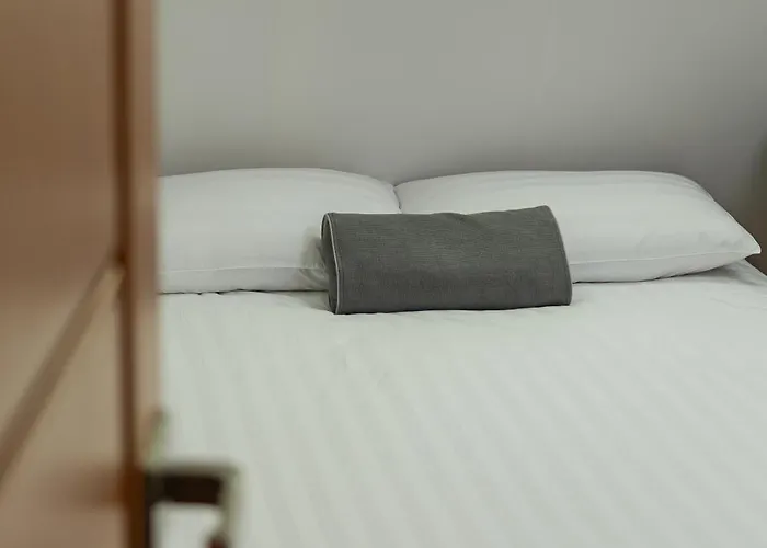 신규오픈,전객실 에어컨설치,실링팬,무료주차,엘리베이터, 정수기설치, Kangnam 강남,2룸, 2호선 선릉역, 역삼역, 고급풀옵션, 삼성코엑스, 비즈니스여행 Daire Seul